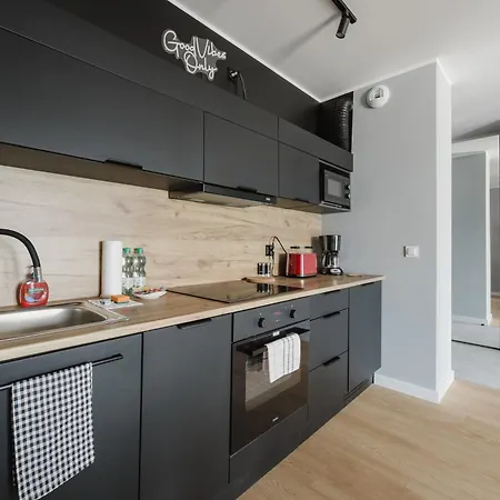 Fiqus Marcelin Deluxe By Bookinghost