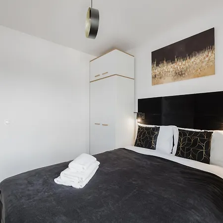 Apartament Fiqus Marcelin Deluxe By Bookinghost