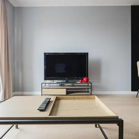 Fiqus Marcelin Deluxe By Bookinghost