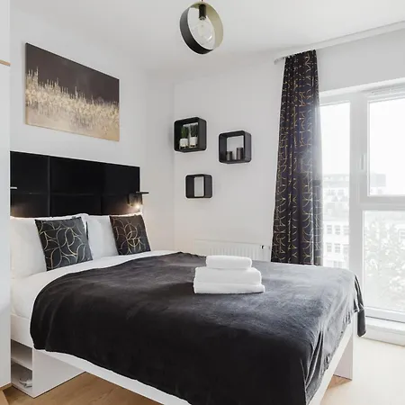 Fiqus Marcelin Deluxe By Bookinghost