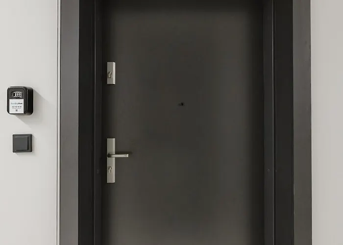 Daire Fiqus Marcelin Deluxe By Bookinghost *