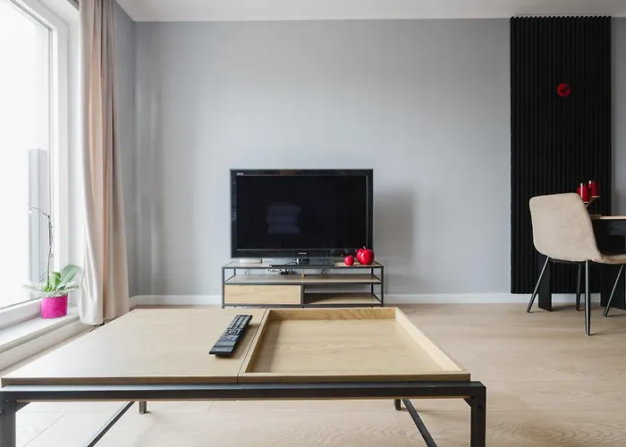 Fiqus Marcelin Deluxe By Bookinghost